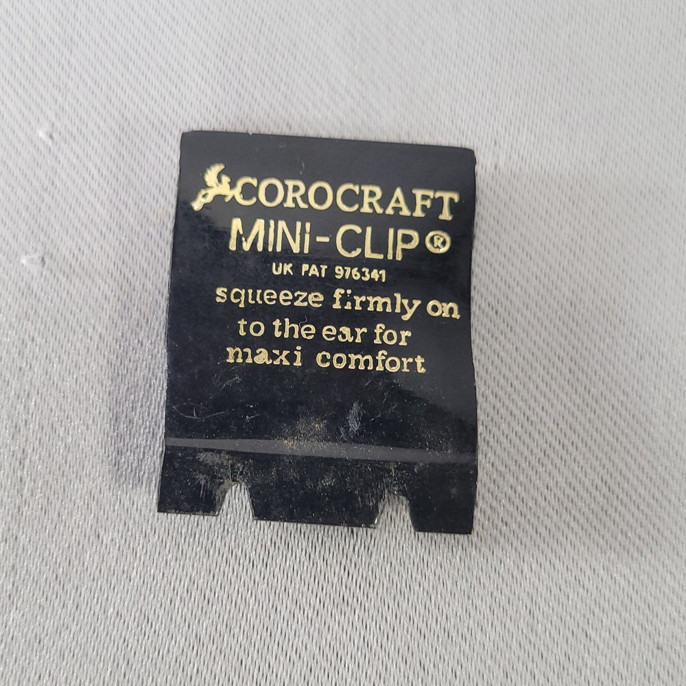 Vintage‎  Pegasus Corocraft Mini-Clip Earring Display Card ONLY Black Gold